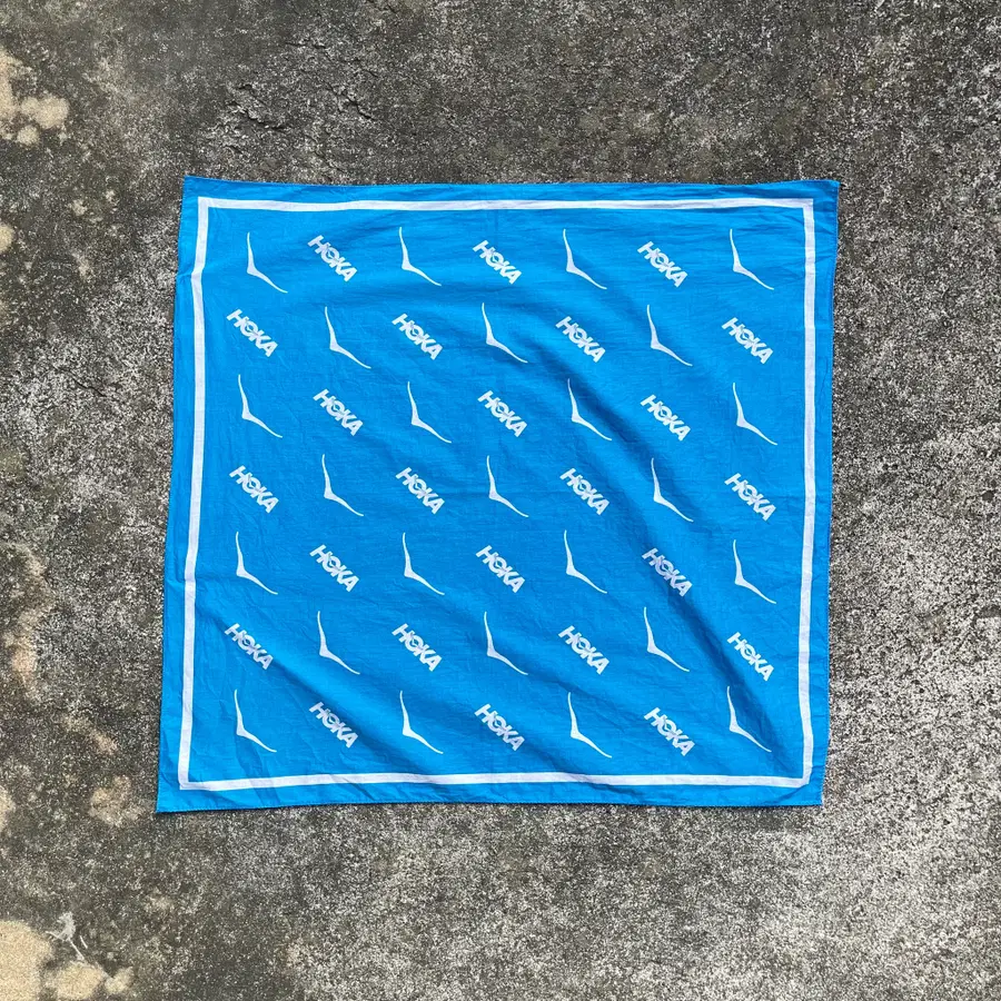 호카 HOKA 반다나 (59*58)