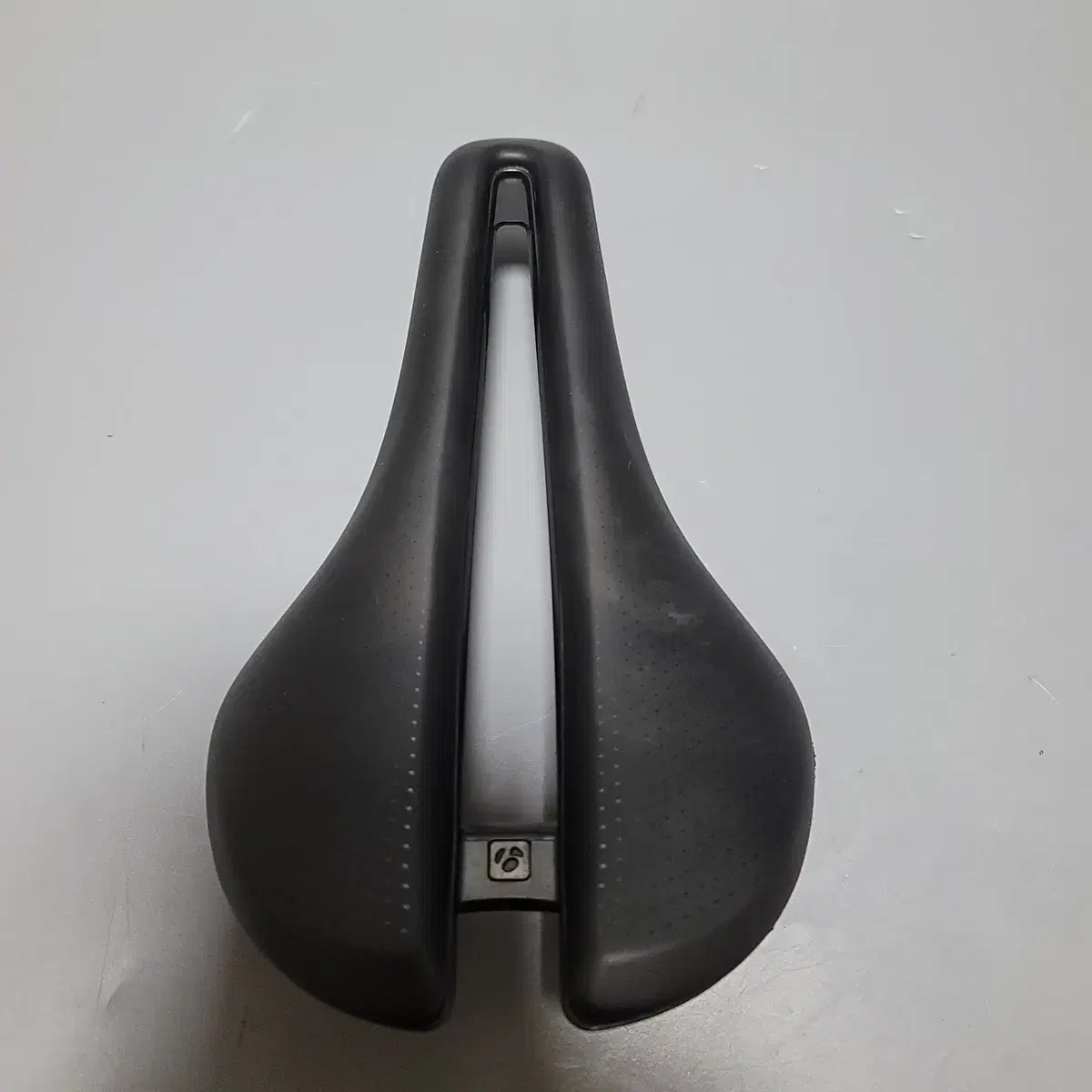 본트레거 에올루스 콤프 AEOLUS COMP MTB 로드 안장 (19)