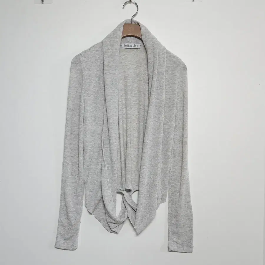 인지액티브 55 Ballet Wrap Cardigan 그레이 랩 가디건