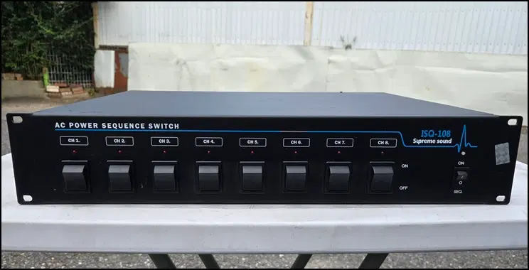 [중고] 아이에스솔루션즈 ISQ-108 순차전원공급기