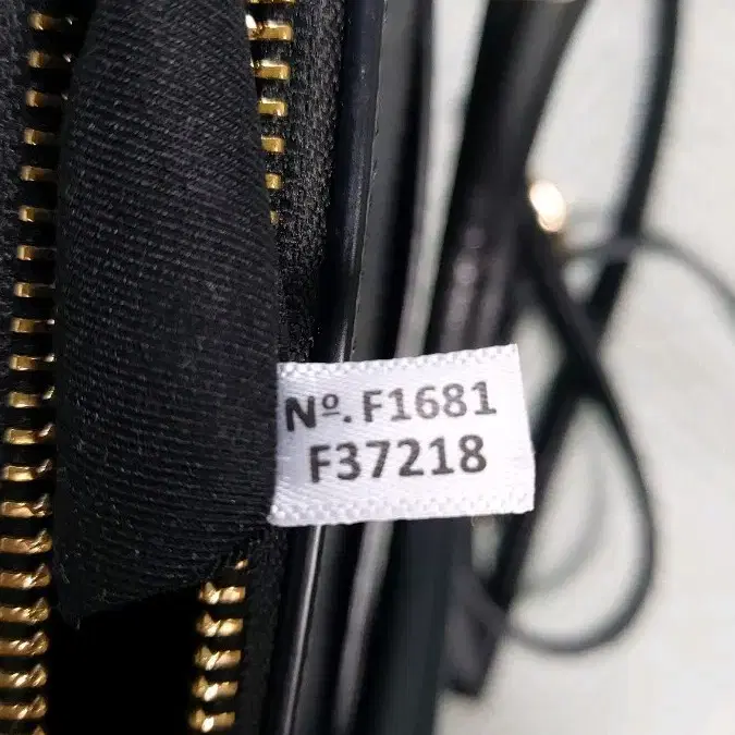 코치 크로스그레인 레더 시에라 새첼 (Coach Crossgrain Leather Sierra Satchel)