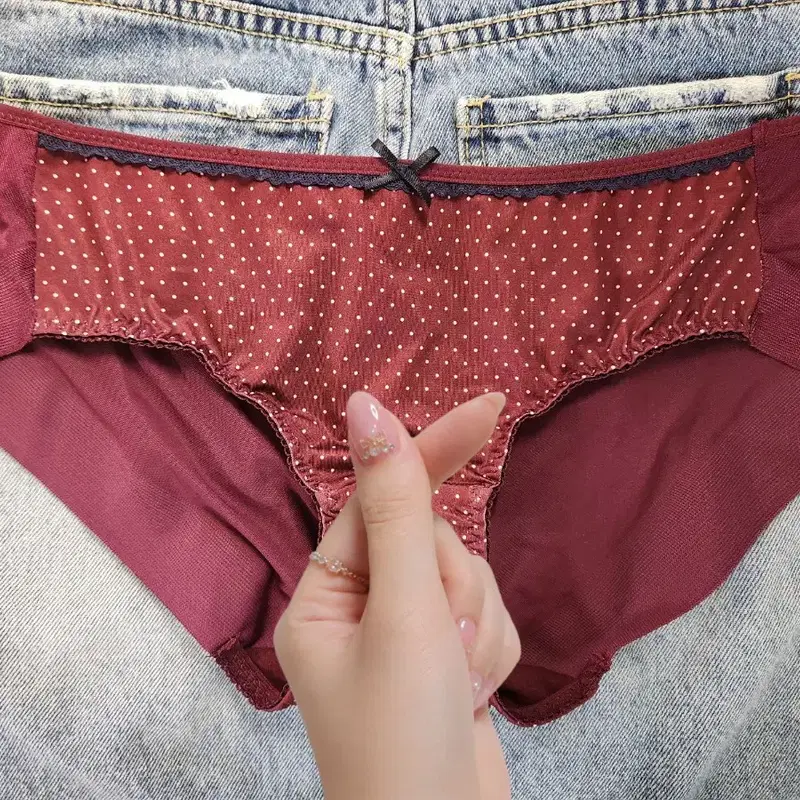 버건디 도트 여성팬티 속옷(중고)