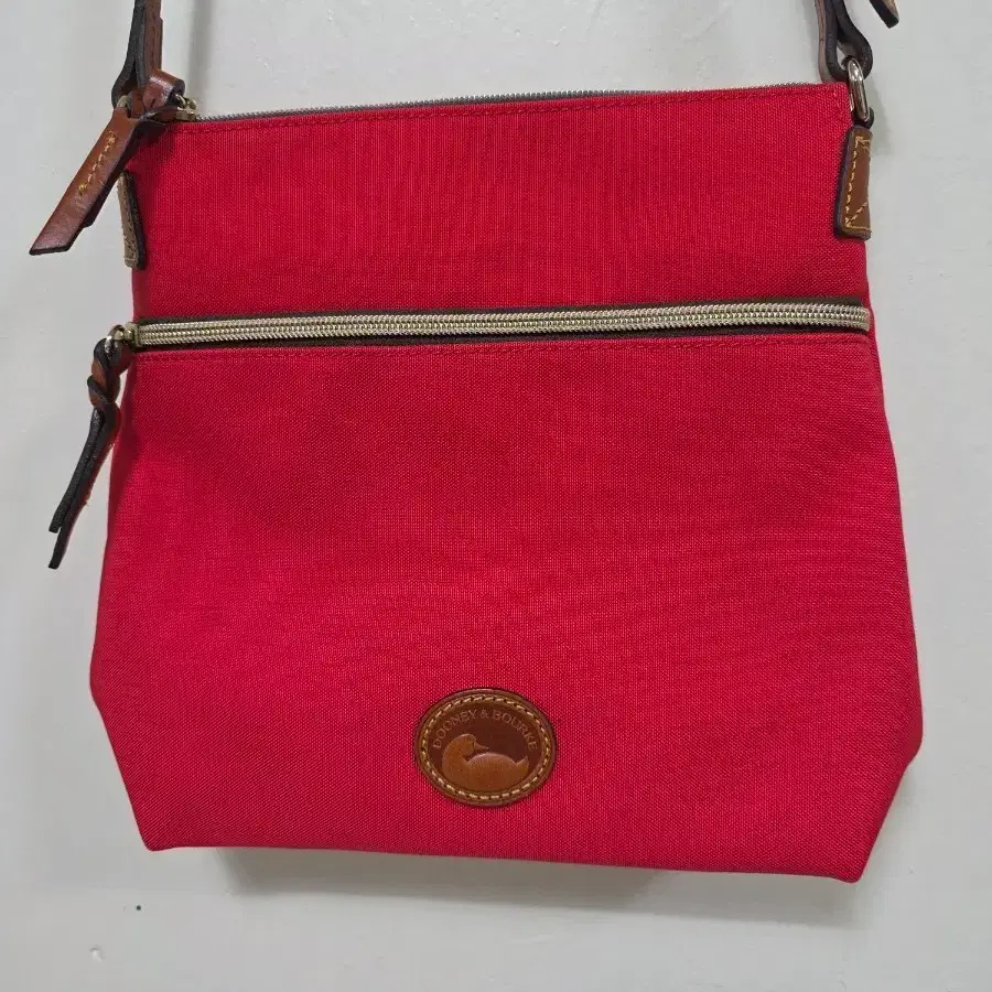 DOONEY&BOURKE 크로스백 레드.260821