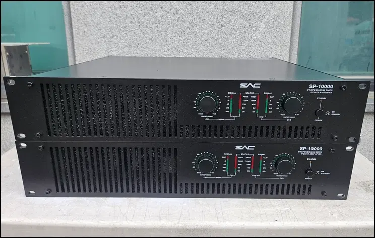 [중고] SAC SP-10000 고출력 SMPS 파워앰프 (소비코 정품) (4옴 3200W x 2ch)