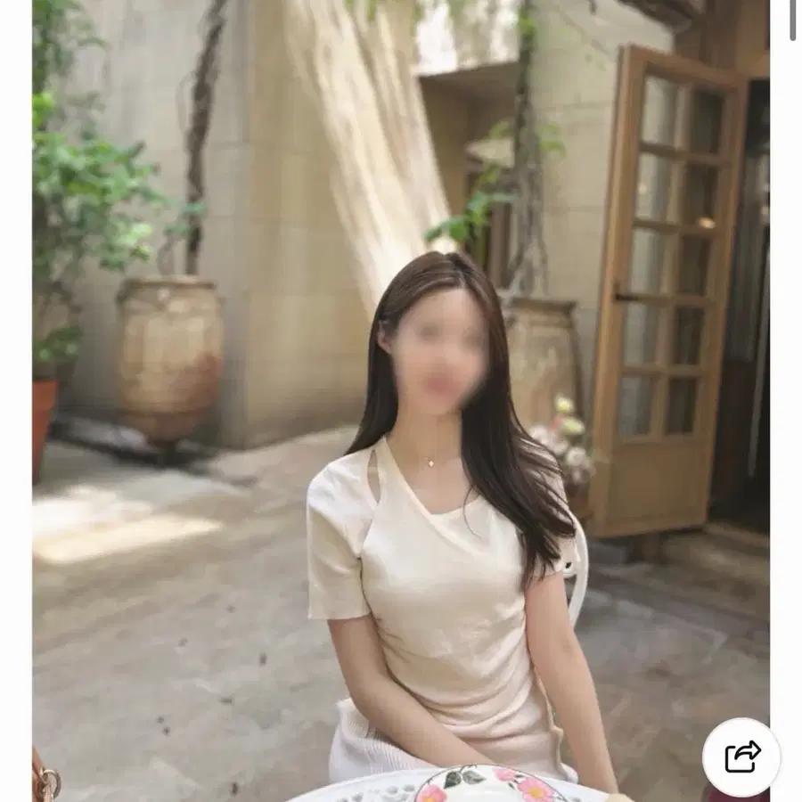 아뜰리에블랑 루아 컷아웃 셔링 니트 (블랙)