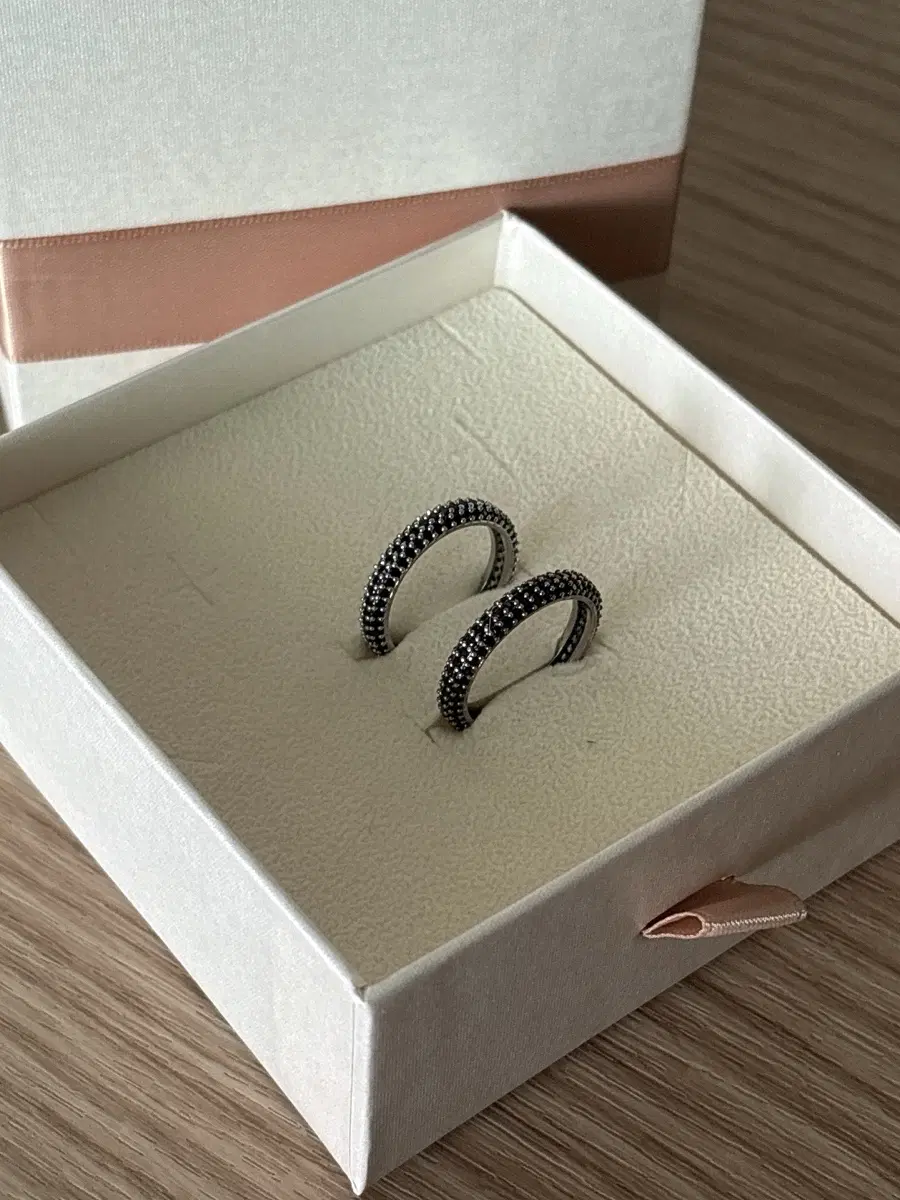 악세사리블랙큐빅링반지