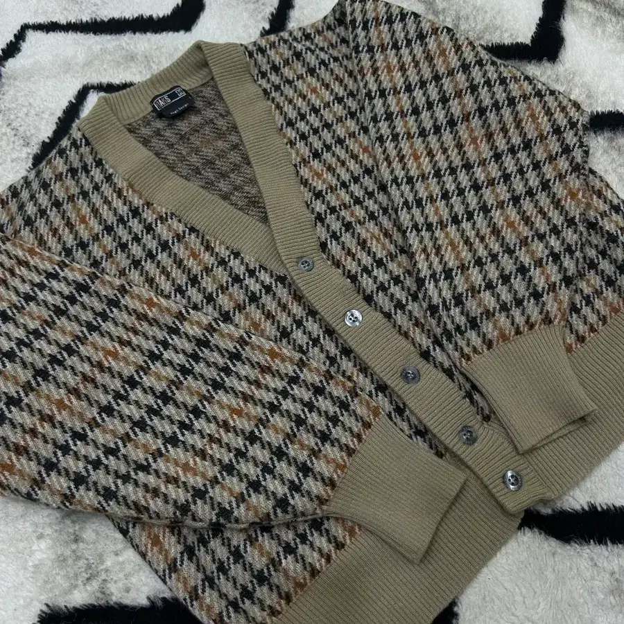 [S]닥스 체크 울 가디건