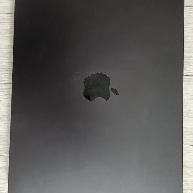 맥북프로 14인치 m3 pro 36gb 512gb 애캐플 27년 8월
