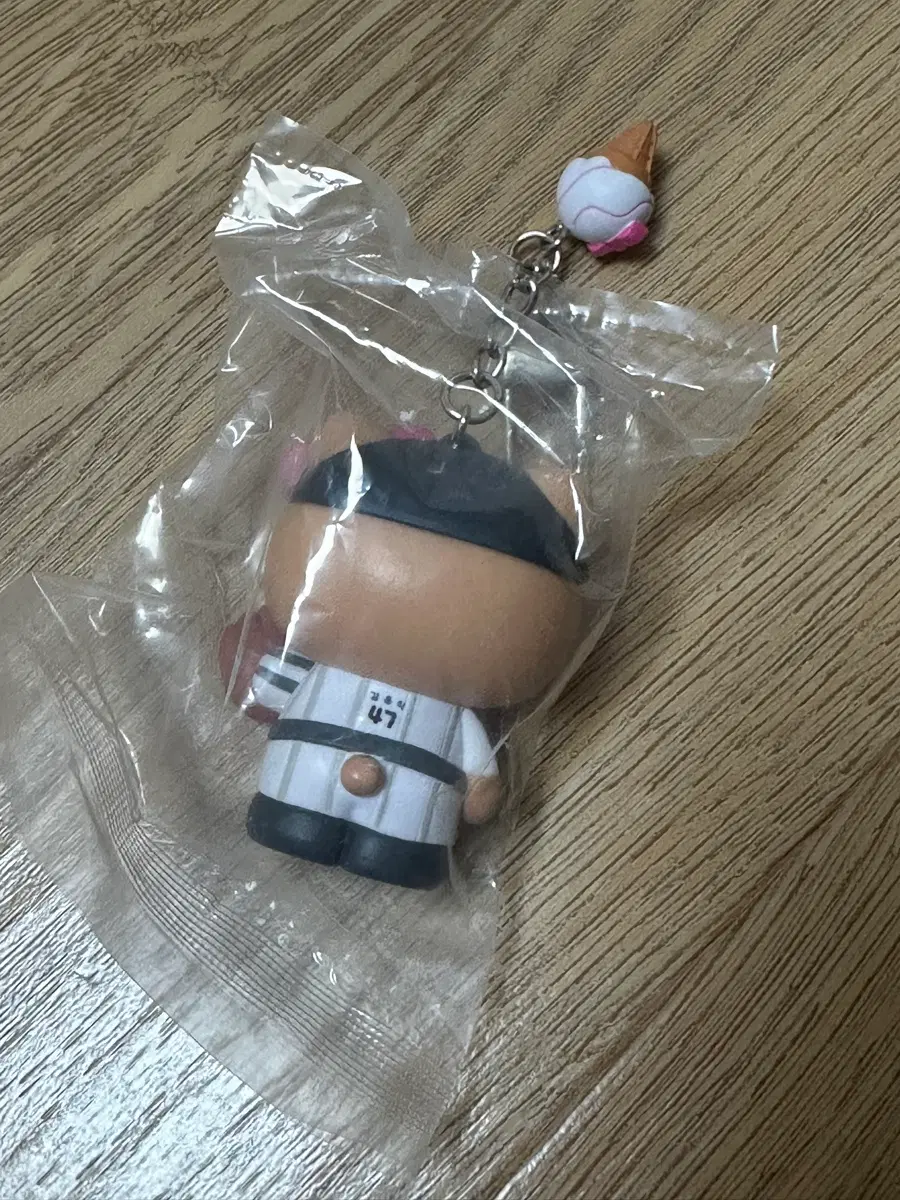 엘지트윈스 김윤식 키티 키링 원가이하 양도