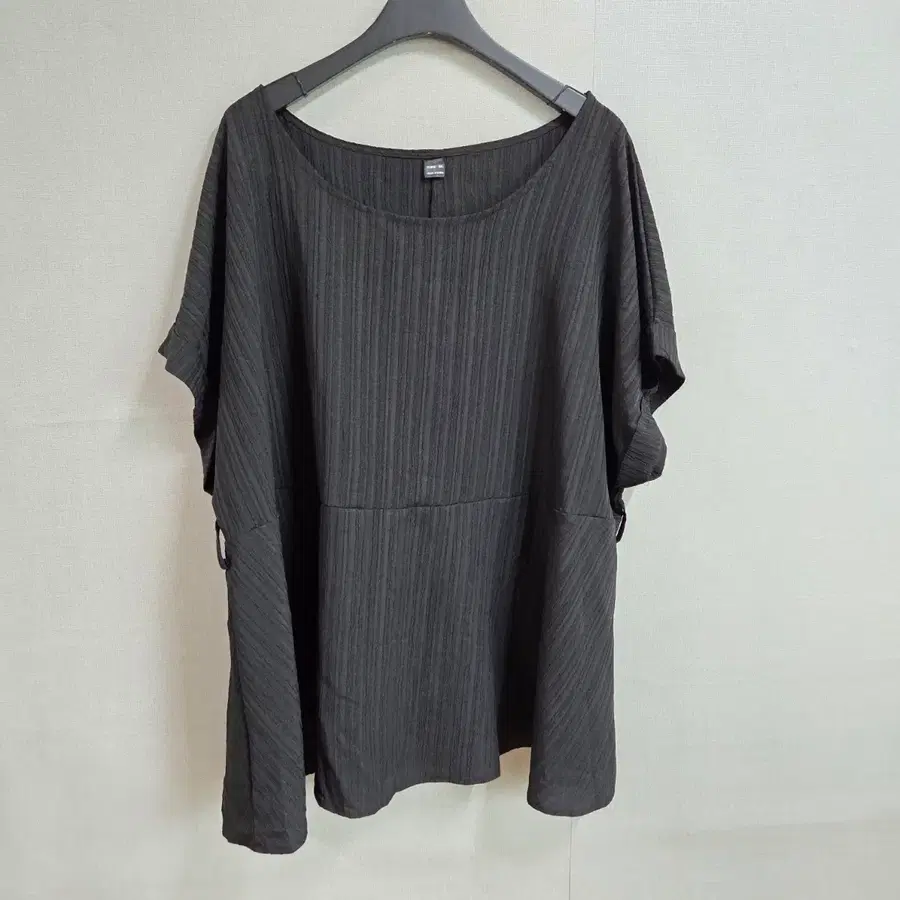 여성 반팔 빅사이즈 블라우스 블랙 6XL JJ3704