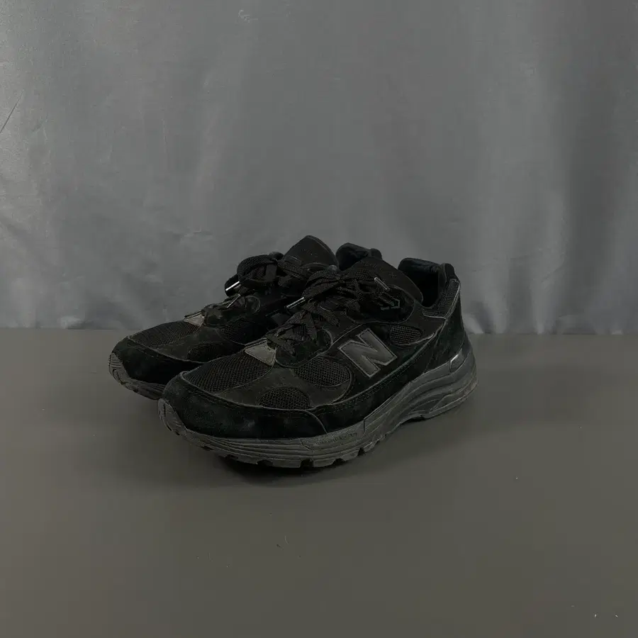 [270] 뉴발란스 992 USA 트리플 블랙