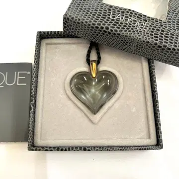 LALIQUE PARIS 라리크 하트 크리스탈 목걸이 그레이