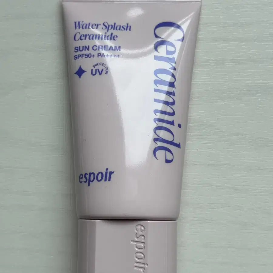 에스쁘아 워터 스플래쉬 세라마이드 선크림 SPF50+