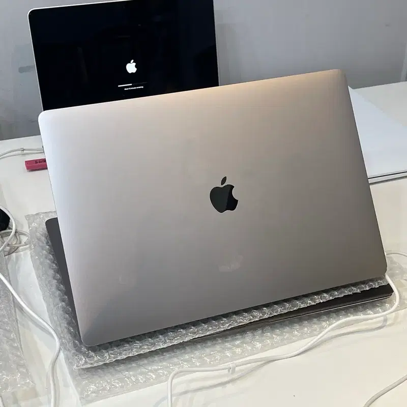 맥북프로 16인치 i9,램32, ssd1TB 노트북