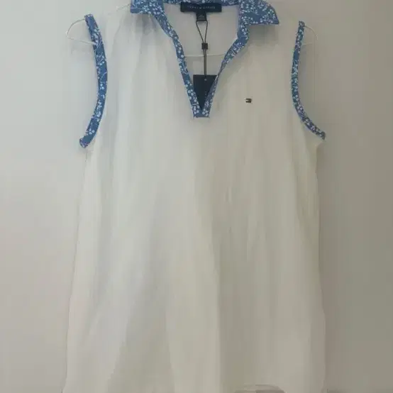 타미힐피거 민소매 카라티 흰색 블루 플라워