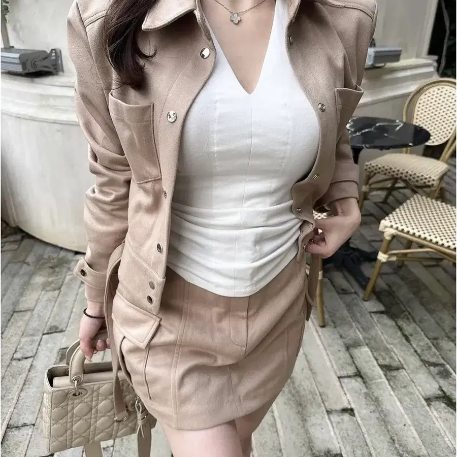 스웨이드자켓셋업 라피네로제드유드오브라첼애셔엉넬