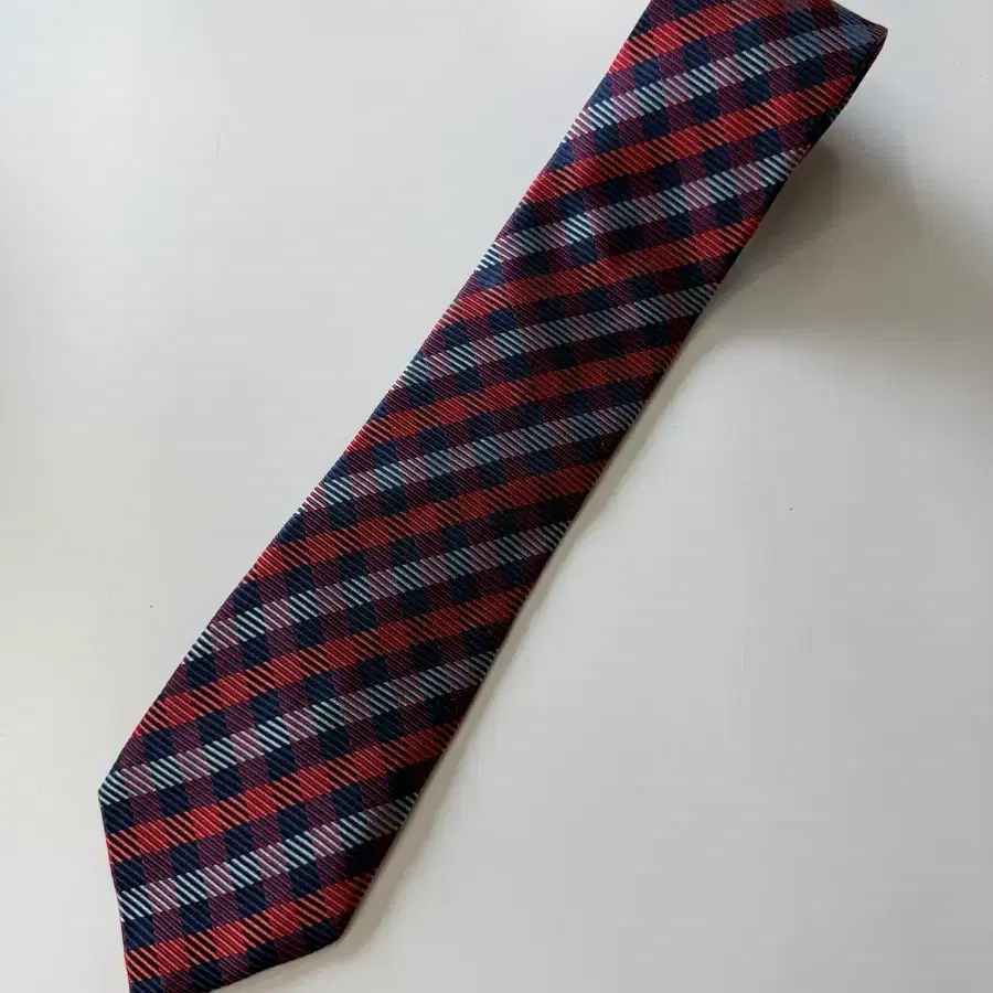 닥스(Daks) 실크 넥타이 8.3cm