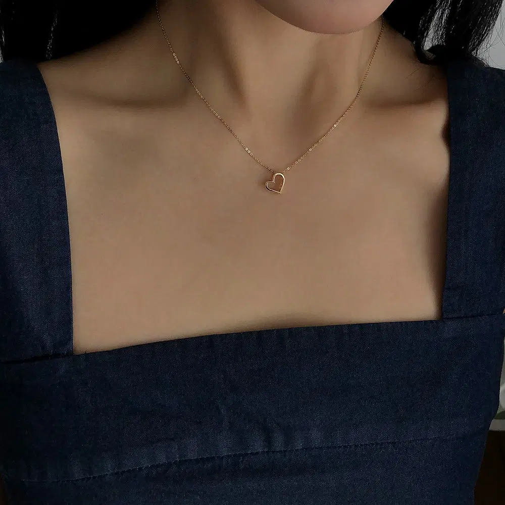 14K 18K 비스듬한 하트 골드 라인 목걸이