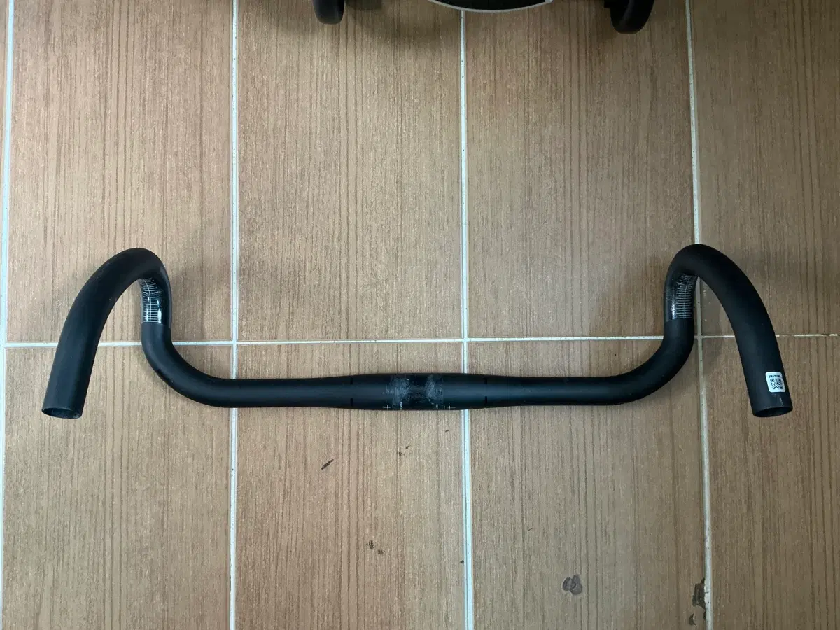 3T 로툰도 스텔스 카본 드롭바 440mm 175그램 초경량 핸들바