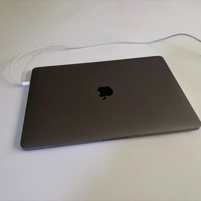 Apple 맥북 프로 13인치 M1 8GB / 256GB SSD