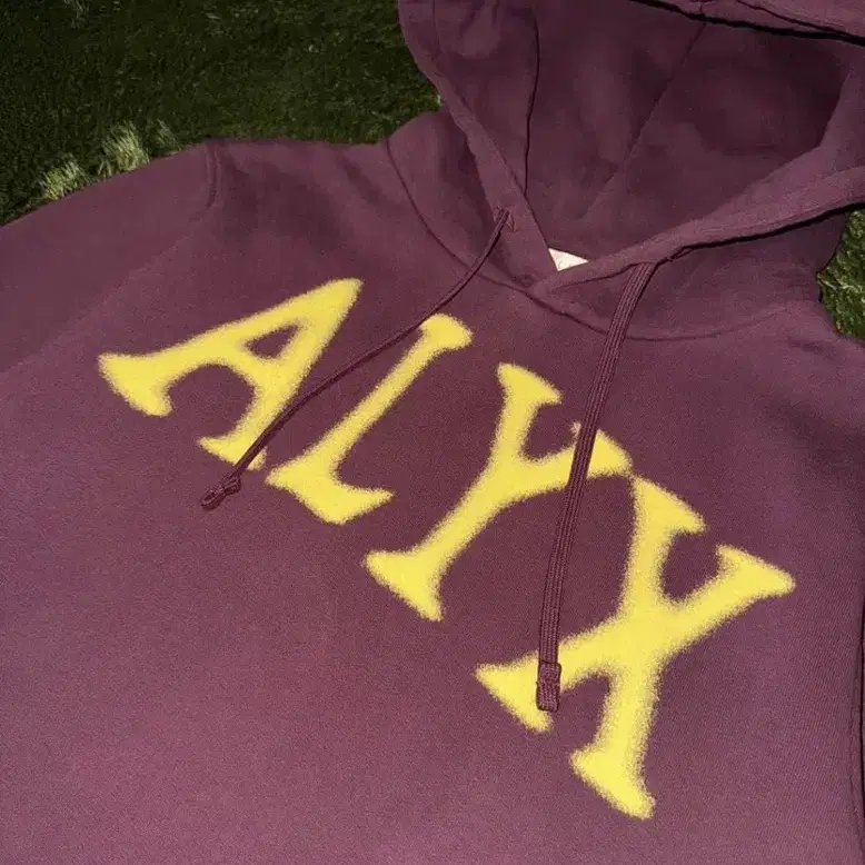 (김감전) ALYX 버건디 와인 후드 (M)