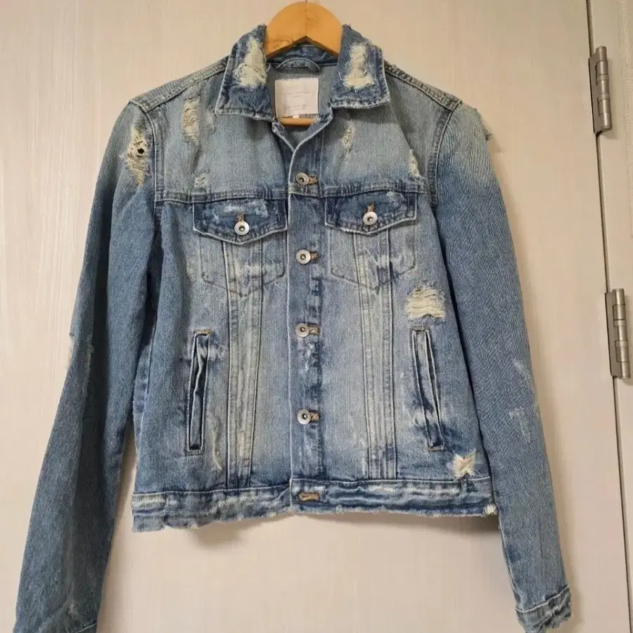 ZARA 자라 빈티지 데님워싱 청자켓