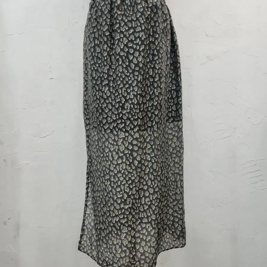 호피무늬 쉬폰 롱 스커트