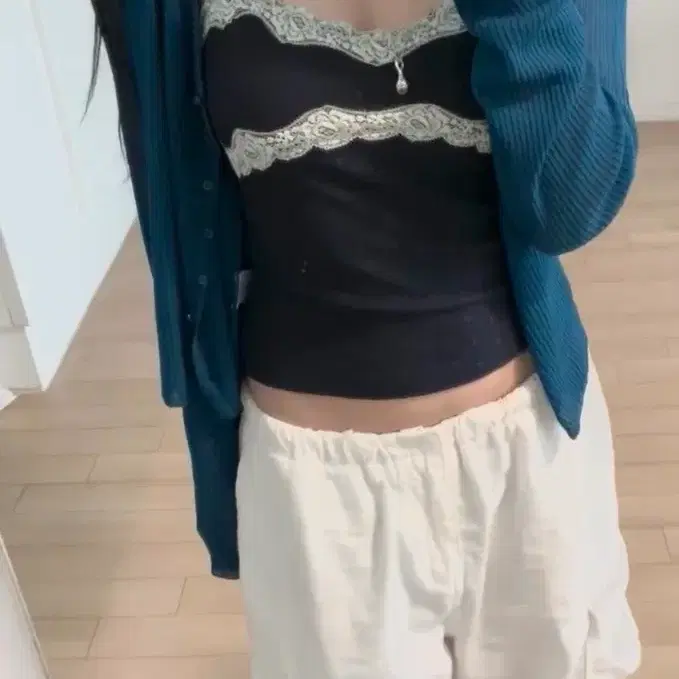 (새상품)누아누아 도트 레이스 나시