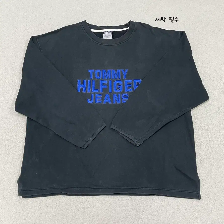 2XL 타미힐피거 레터링 로고 롱슬리브 스웻셔츠0828