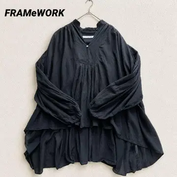 FRAMeWORK 코튼 쉬폰 턱 블라우스 블랙 오버 사이즈