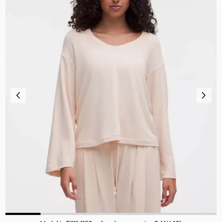 (새상품)룰루레몬 브이넥 Becalm V Neck Bell Sleeve
