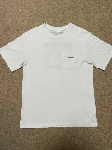 Patagonia 파타고니아 포켓 T셔츠 화이트 S사이즈
