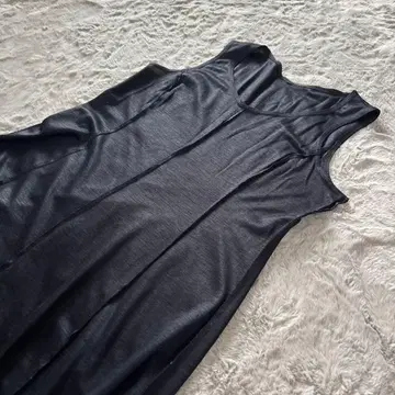 요건 레일 슬리브리스 롱 원피스 블랙 M