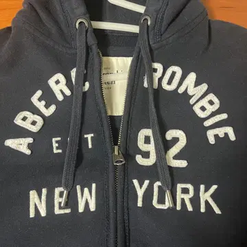 Abercrombie & Fitch 네이비 지퍼 후드티