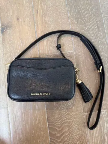 MICHEAL KORS 백