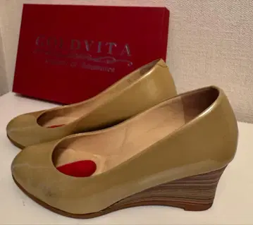 GOLDVITA 펌프스 베이지 하트 인솔 36