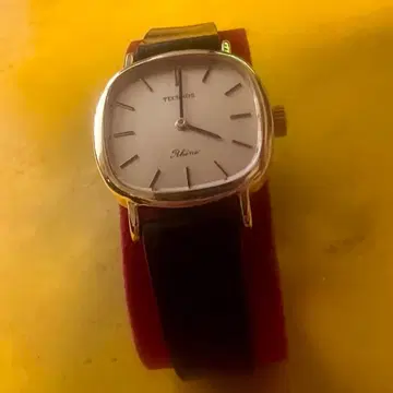 Technos 거의 민트급 컨디션 for Lady