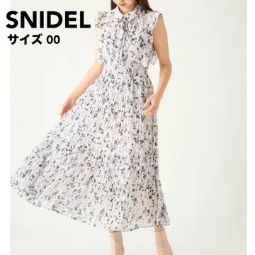 SNIDEL 스나이델 프릴 플리츠 원피스 WEB 한정판 사이즈 00 꽃무늬