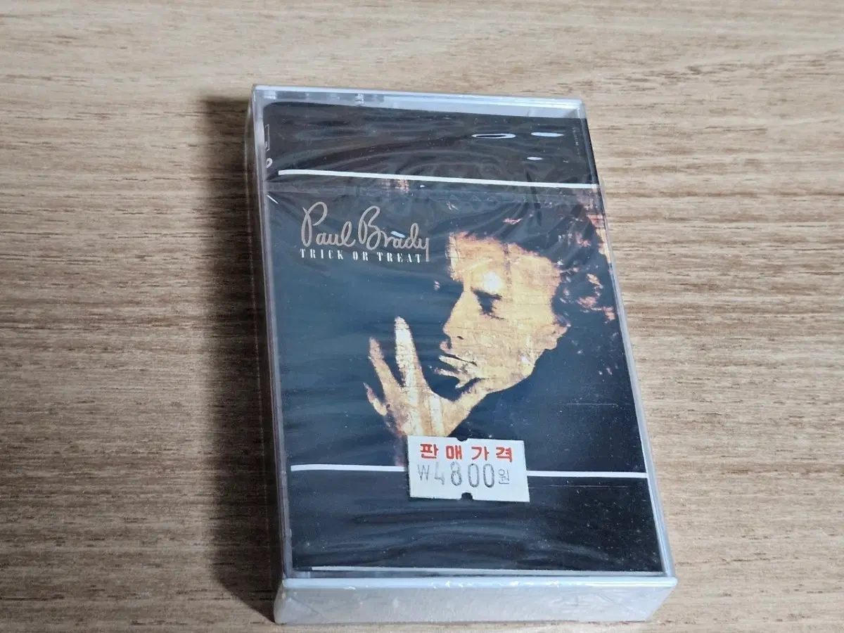 Paul Brady - Trick Or Treat (미개봉 Tape)