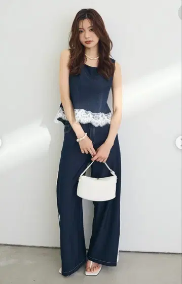 새상품 import 레이스 절개 데님 슬리브리스 2종 셋업