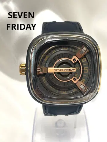 보존 상자 포함 세븐프라이데이 SEVENFRIDAY SF-M2/02 왼쪽 손목시계
