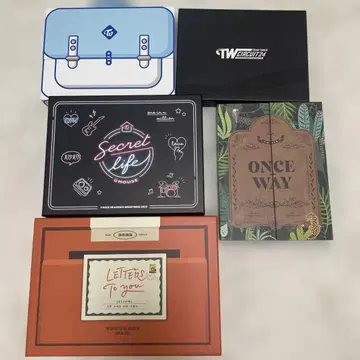 TWICE 시즌 그리팅 묶음 판매