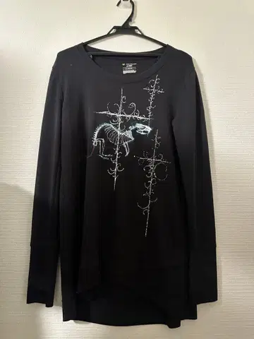 TEK GEAR gimmick emo paint long t