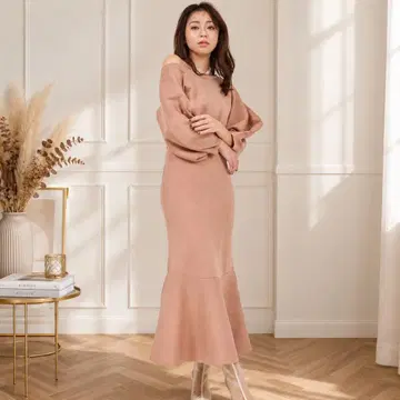 새상품급 로얄 파티 퍼프 슬리브 레이어드 머메이드 니트 원피스 2WAY