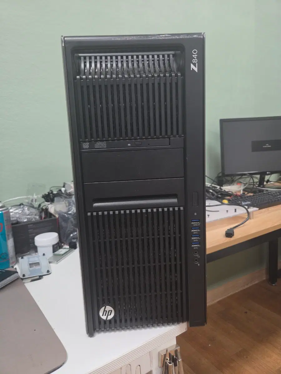 HP Z840 워크스테이션 팝니다 증고