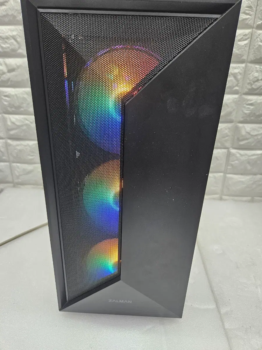 게임 사무용 컴퓨터 본체 i5-6600 입니다