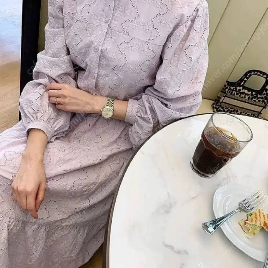 바이씨니 아일렛 레이스 원피스