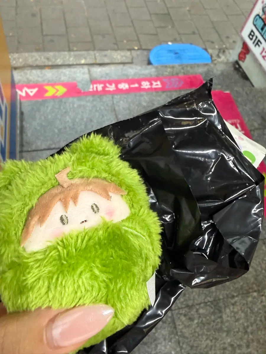 단간론파 타피누이 나에기 판매 교환시 나나미, 키리기리