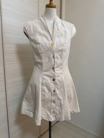 ZARA 자라 미니 원피스 슬리브리스 플레어 아이보리