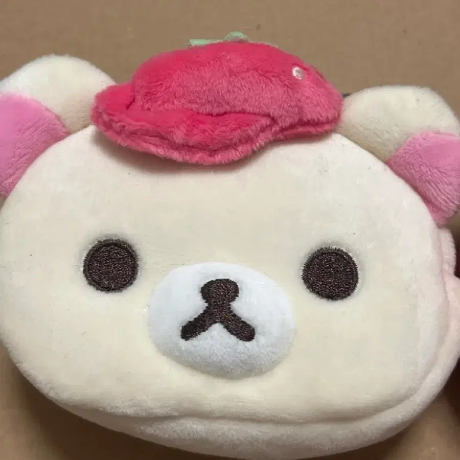 코리락쿠마 이디야 콜라보 파우치 키링